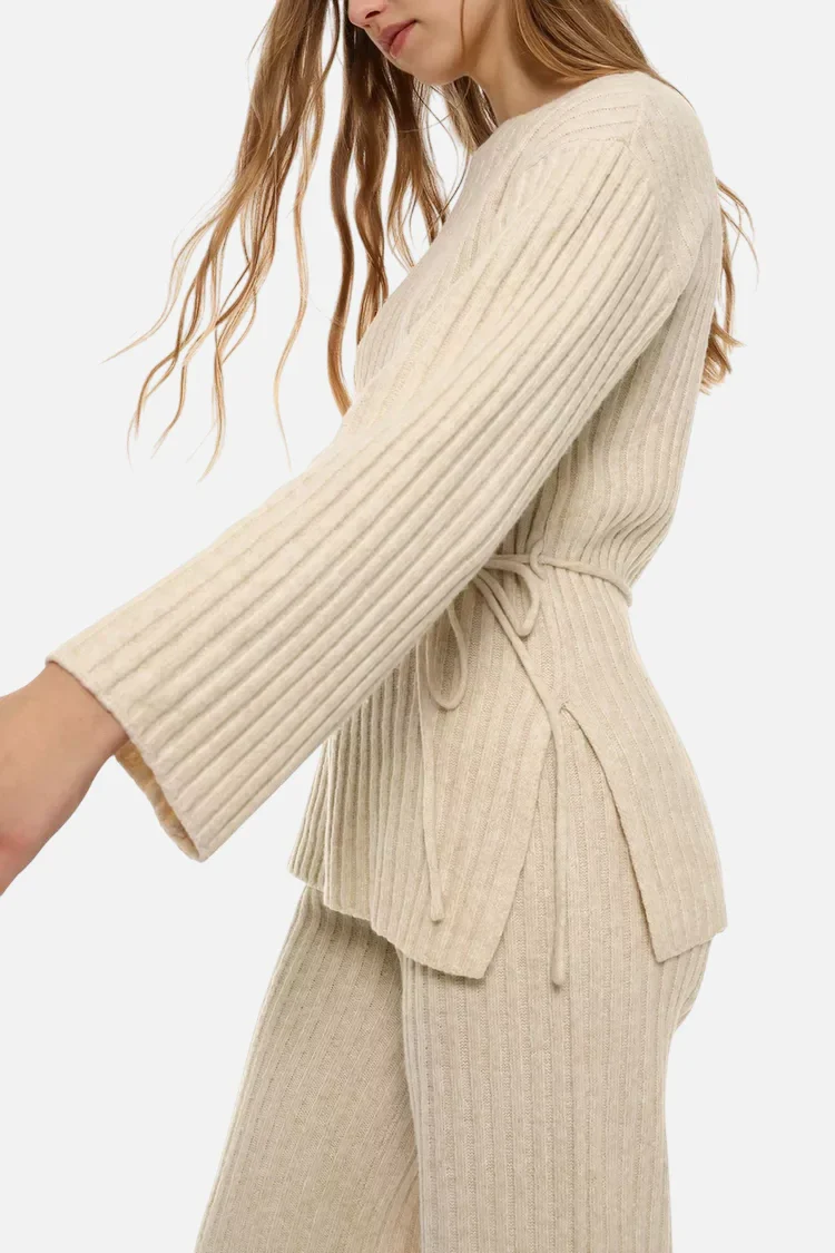 Long belted sweater - Image 8